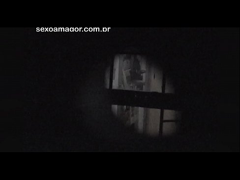 ❤️ Blondiin saab salaja videolevi naabruskonna voyeuri poolt peidetud õõnsate telliskivide taha peidetud ️❌ Super porno at porn et.hentai-id.ru ❌️